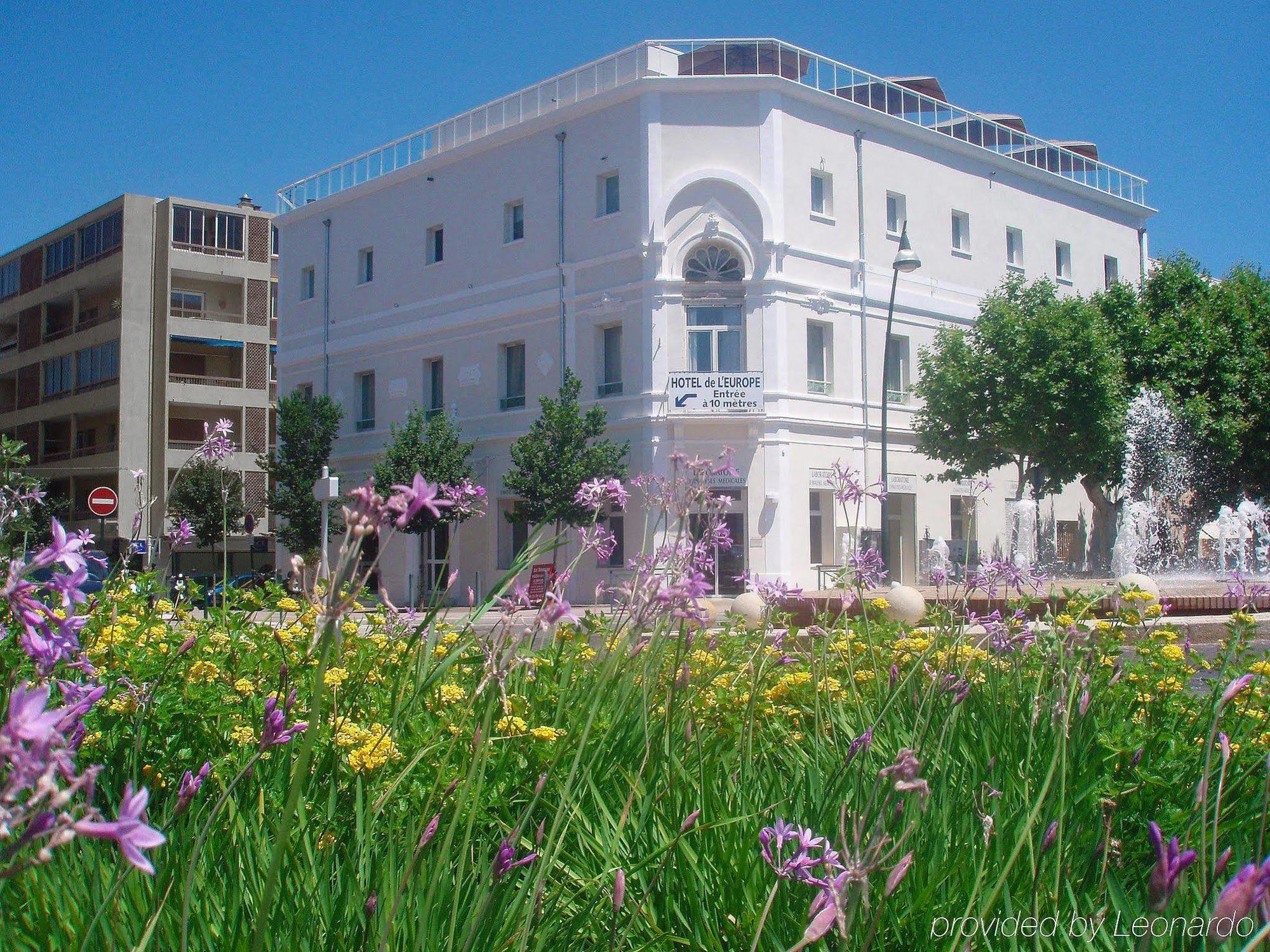 Ibis Styles Hyeres Rooftop & Spa Exterior foto