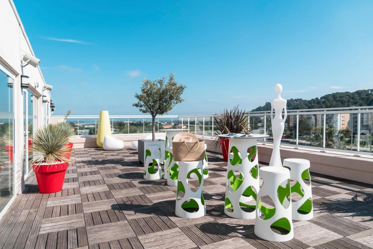 Ibis Styles Hyeres Rooftop & Spa Exterior foto
