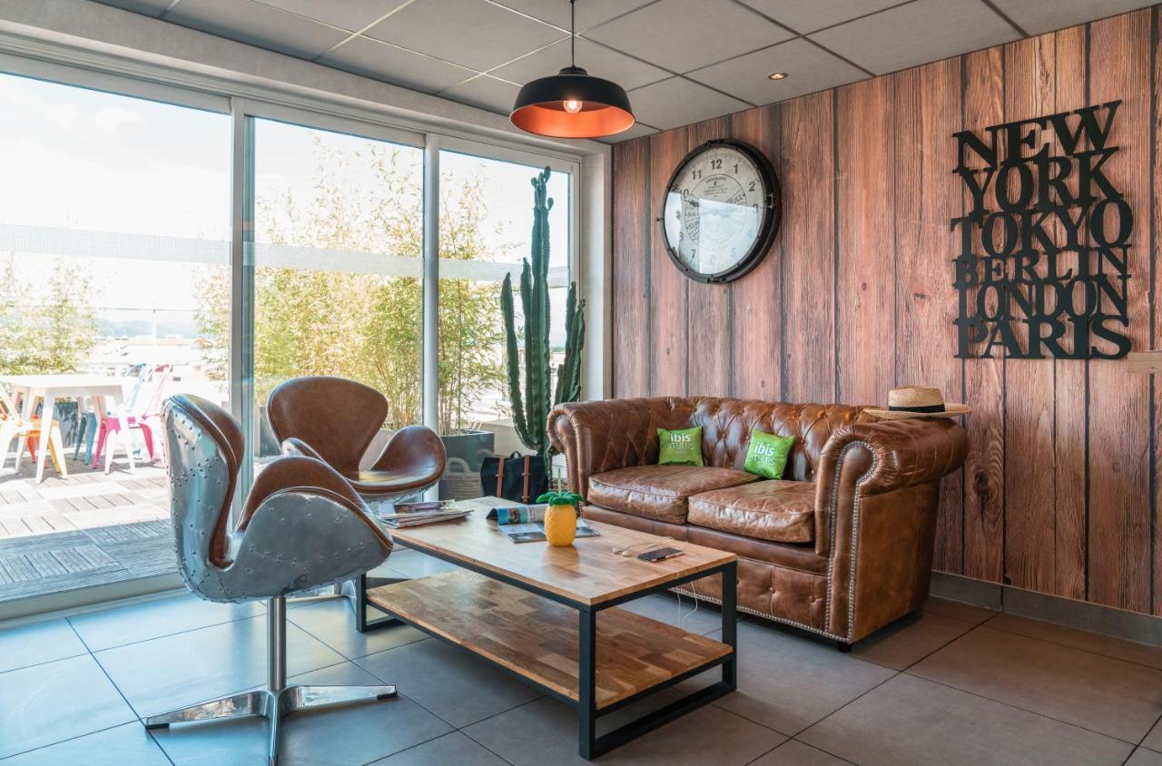 Ibis Styles Hyeres Rooftop & Spa Exterior foto